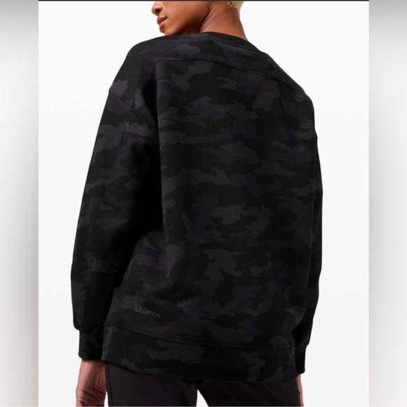 Lululemon Athletica Perfectly Oversized 365 Camo Deep Coal Sweatshirt size 10 - Picture 3 of 10